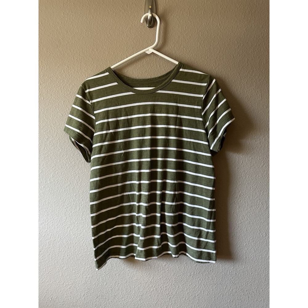 Time And Tru Womens T Shirt Size Large 12/14 Green Striped Short Sleeve Crewneck